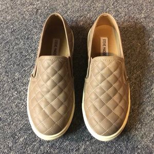 Steve Madden Slide On